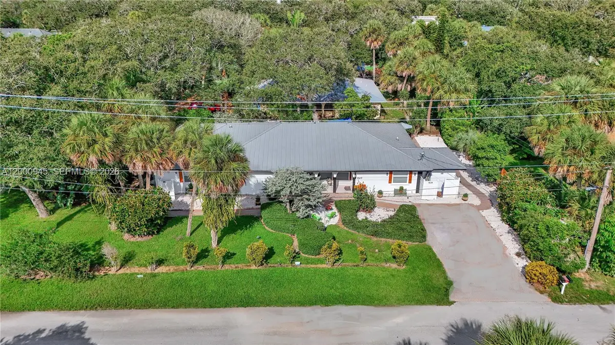 1505 Coral Ave, Vero Beach, FL 32963 - #1