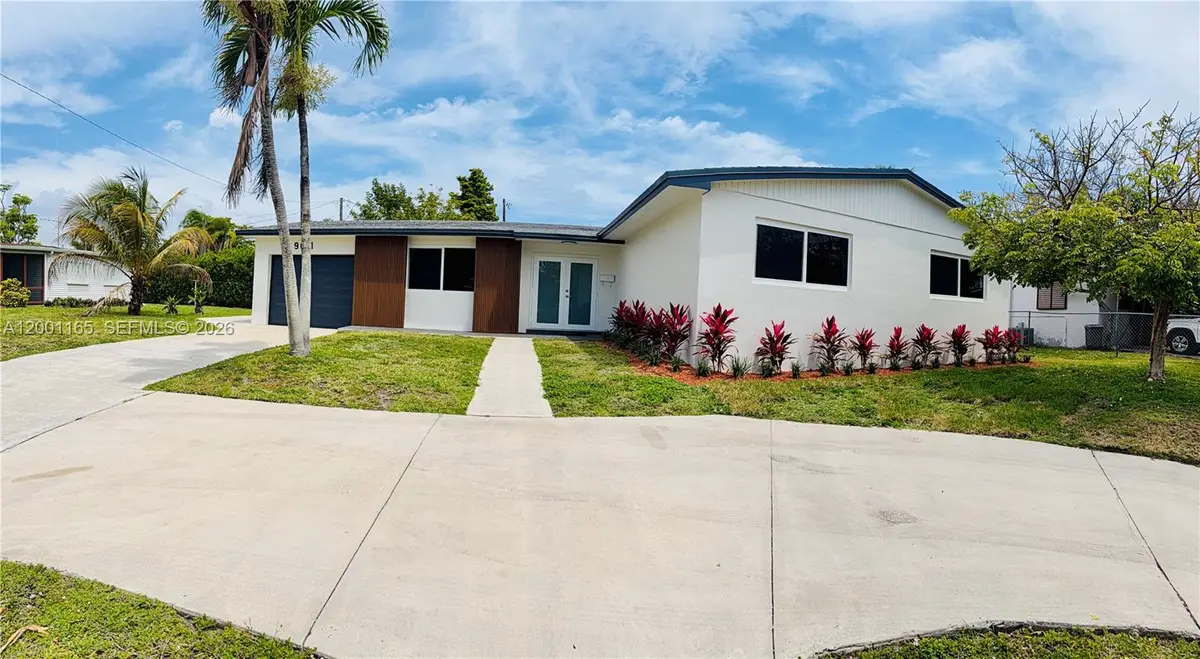 9051 SW 200th St, Cutler Bay, FL 33157 - #1