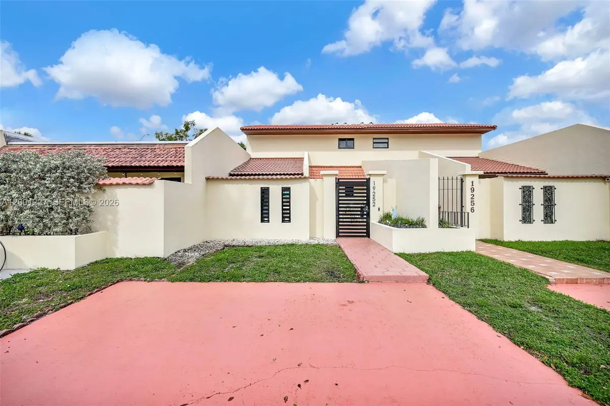 19252 NW 65th Ct, Hialeah, FL 33015 - #1