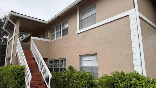 1006 Twin Lakes Dr #20-E, Coral Springs, FL 33071
