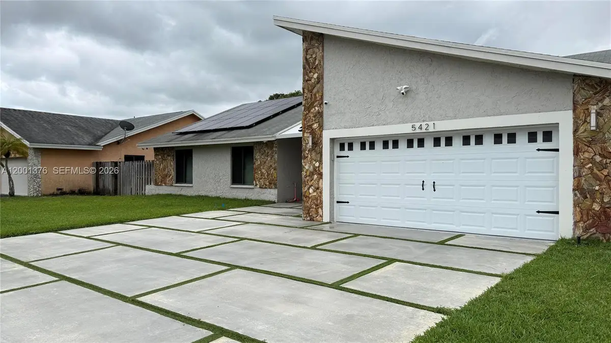 5421 NW 84th Ave, Lauderhill, FL 33351 - #1