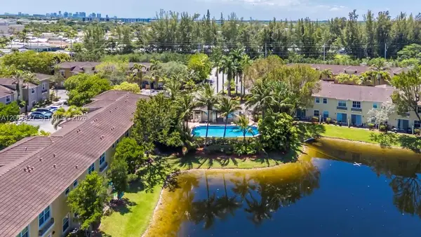 2851 W Prospect Rd #505, Tamarac, FL 33309