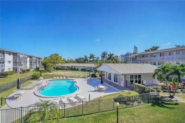 700 Layne Blvd #115, Hallandale Beach, FL 33009