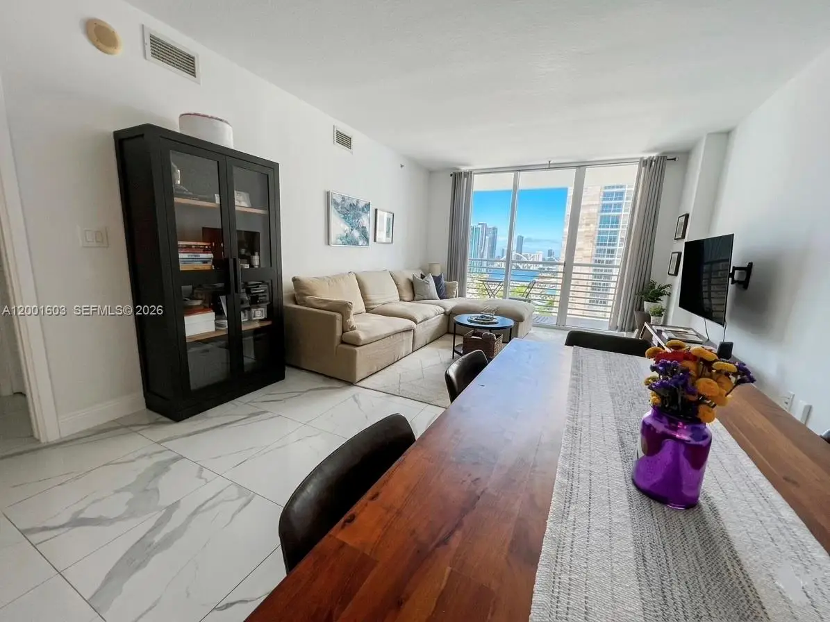 335 S Biscayne Blvd #3300, Miami, FL 33131 - #1
