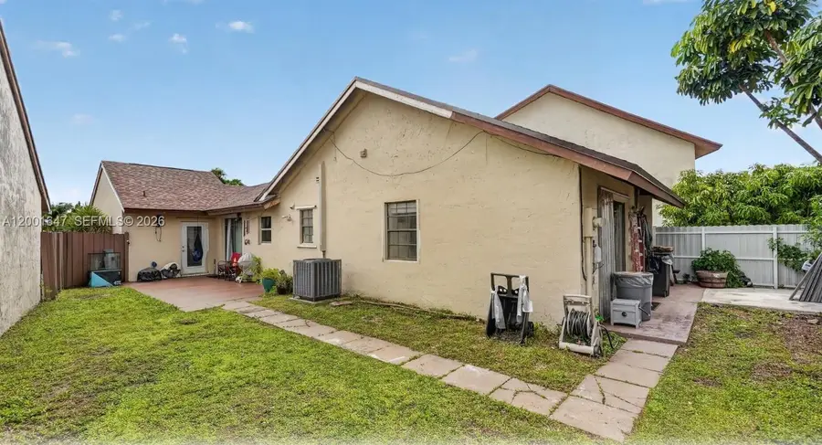 7010 SW 103rd Pl, Miami, FL 33173 - #2