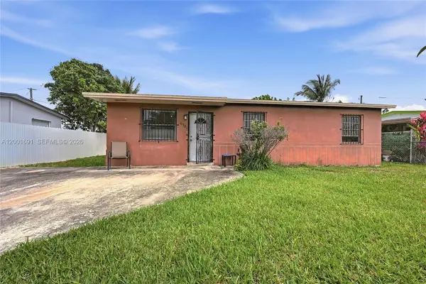 10781 SW 221st St, Miami, FL 33170