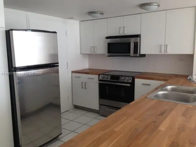 5555 Collins Ave #8S, Miami Beach, FL 33140 - #3