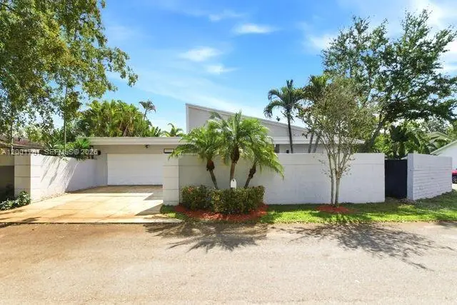 400 NW 78th Ave, Plantation, FL 33324 - #1