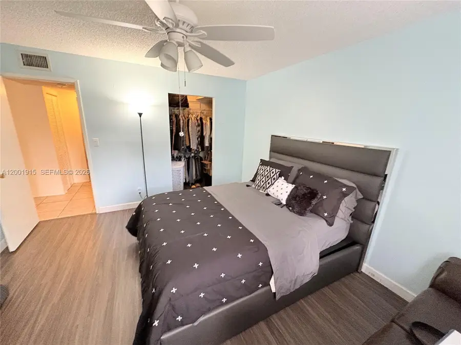 2769 S Oakland Forest Dr #101, Oakland Park, FL 33309 - #3