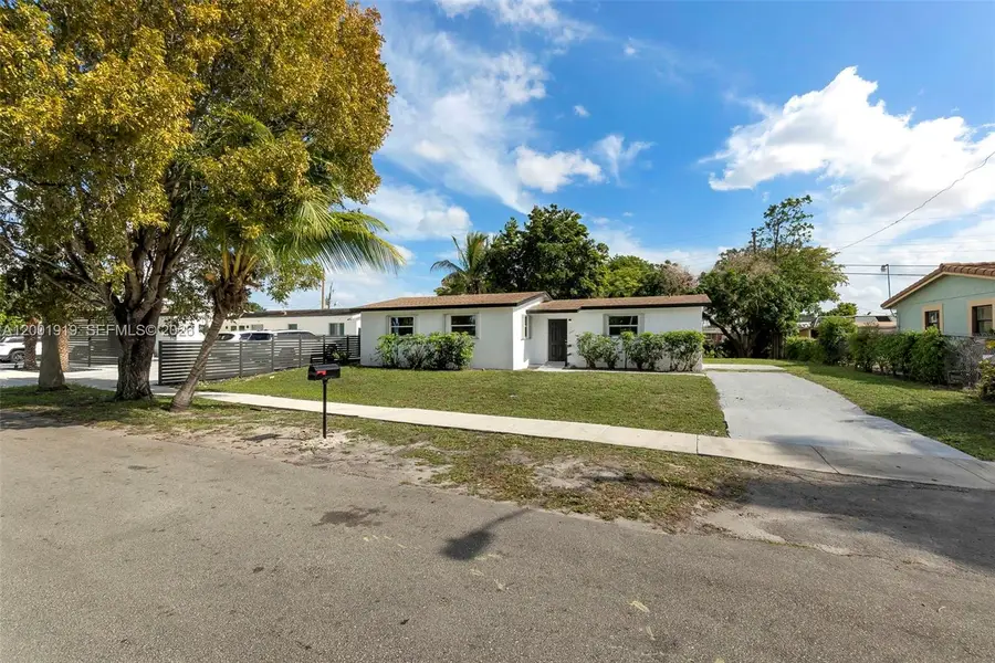 7970 NW 176th St, Hialeah, FL 33015 - #2
