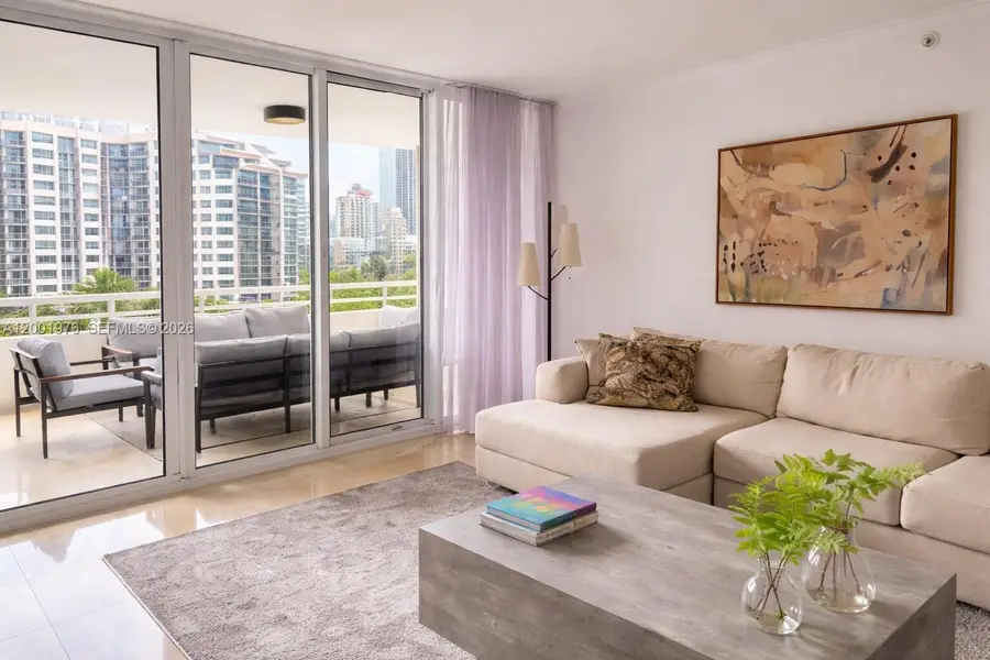 848 Brickell Key Dr #905, Miami, FL 33131 - #2