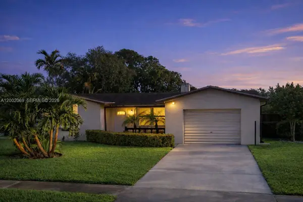 4323 Harrison St, Hollywood, FL 33021