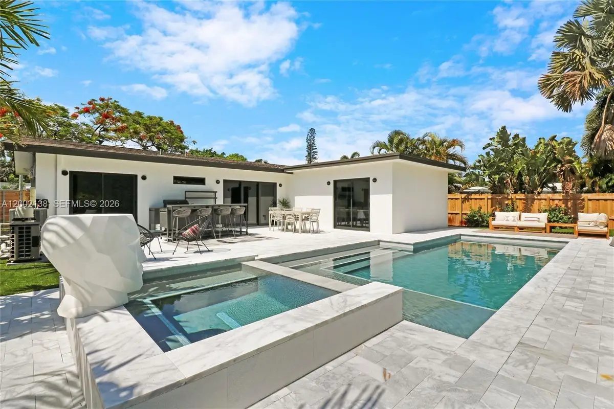 811 NE 17th Ct, Fort Lauderdale, FL 33305 - #1