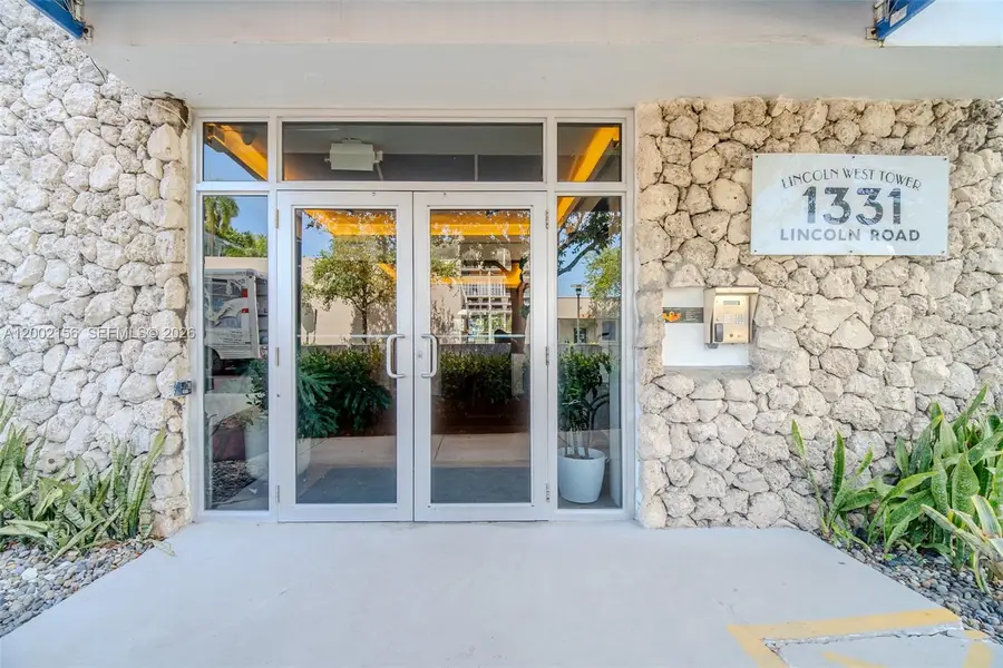 1331 Lincoln Rd #804, Miami Beach, FL 33139 - #2