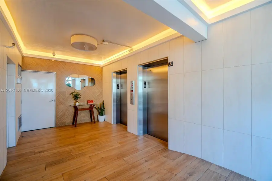 1331 Lincoln Rd #804, Miami Beach, FL 33139 - #3