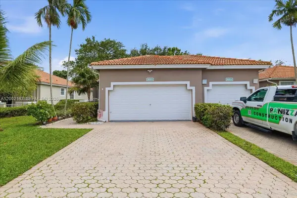 7600 S Aragon Blvd #1, Sunrise, FL 33322