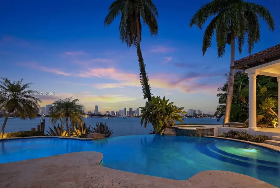 432 S Hibiscus Dr, Miami Beach, FL 33139 - #2