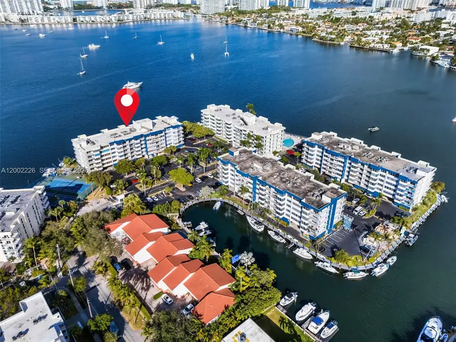 16546 NE 26th Ave #3J, North Miami Beach, FL 33160 - #2