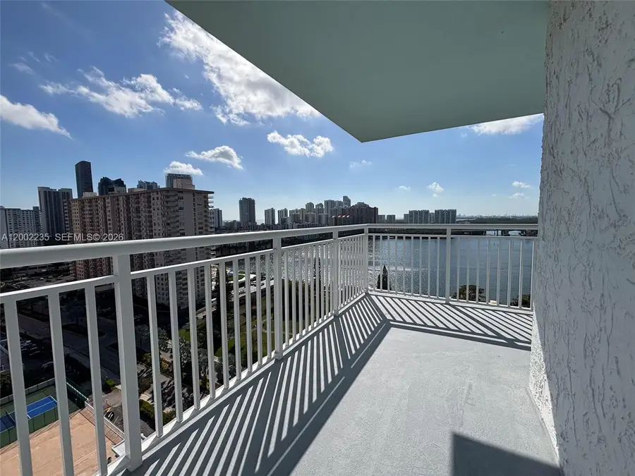 301 174th St #1912, Sunny Isles Beach, FL 33160 - #3