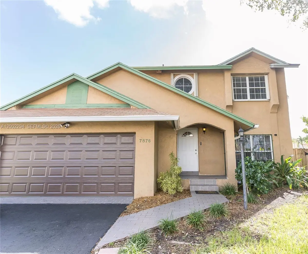 7876 NW 189th St, Hialeah, FL 33015 - #1
