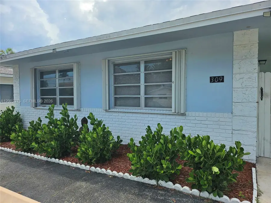 309 SE 12th Ave, Pompano Beach, FL 33060 - #2
