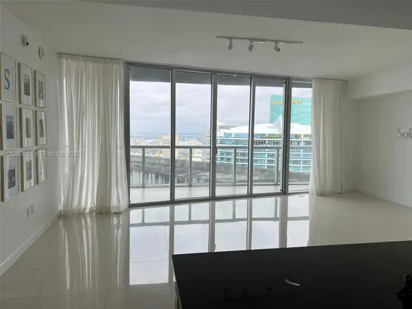 475 Brickell Ave #5508, Miami, FL 33131
