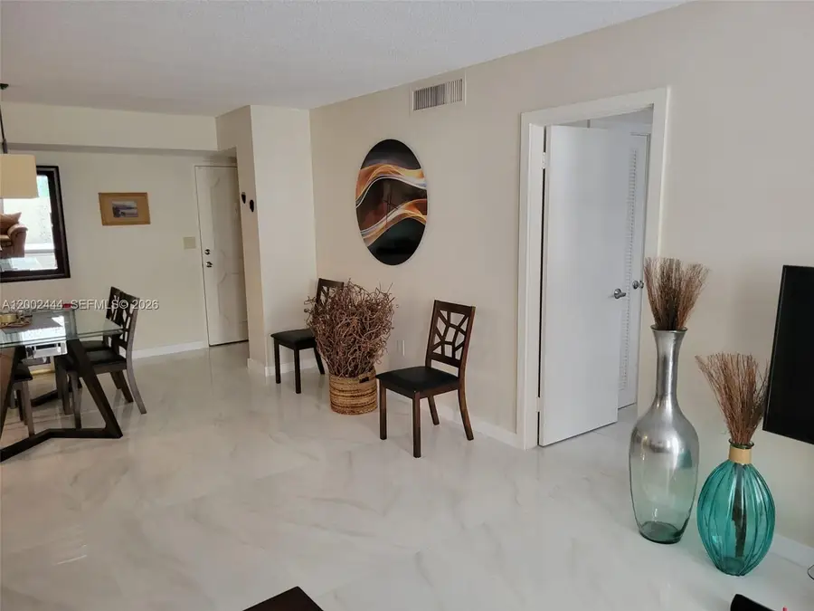 1833 S Ocean Dr #309, Hallandale Beach, FL 33009 - #3