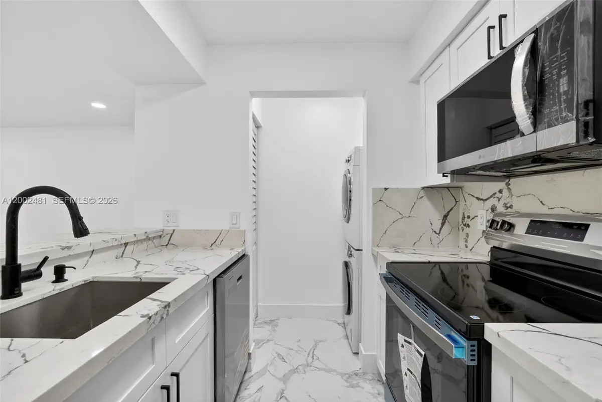 1227 SW 46th Ave #314, Pompano Beach, FL 33069 - #1