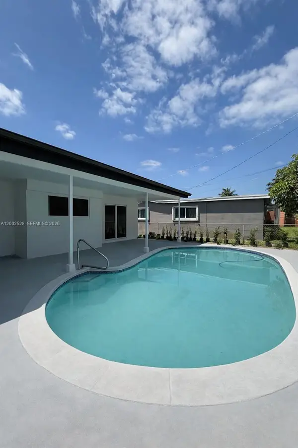 7631 Harbour Blvd, Miramar, FL 33023