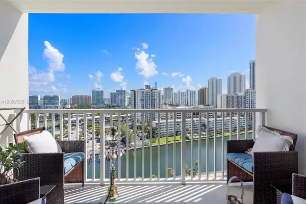 300 Bayview Dr #1503, Sunny Isles Beach, FL 33160
