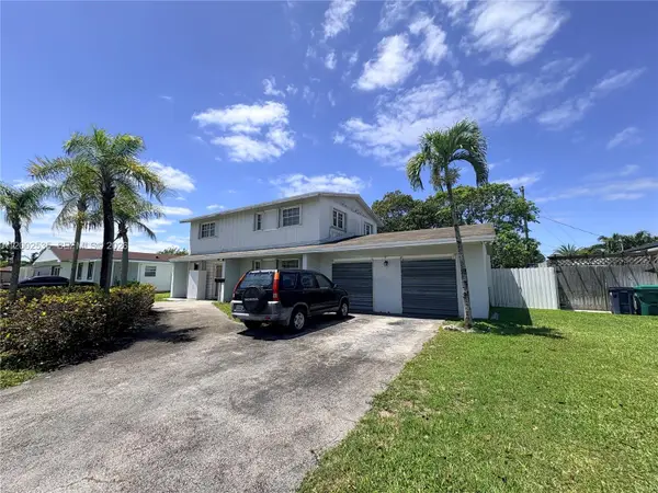 16010 SW 100th Ct, Miami, FL 33157