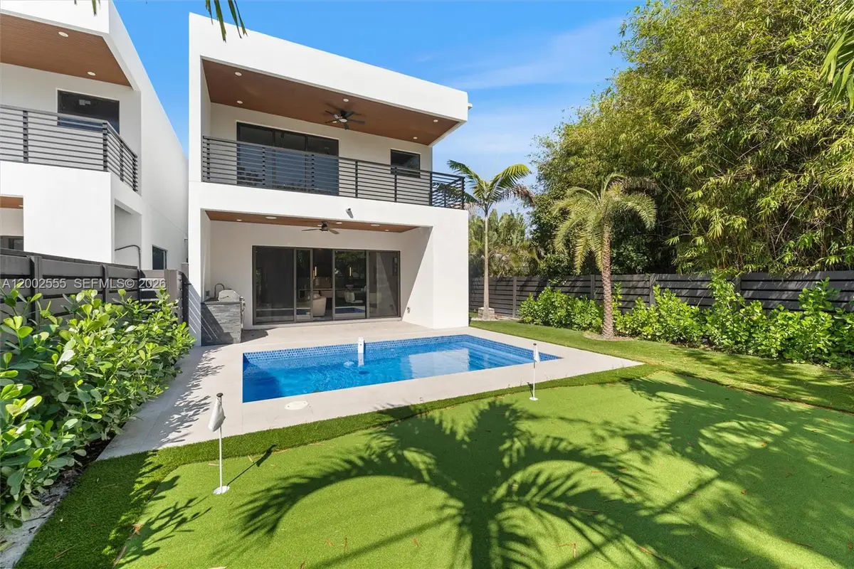 1122 NE 10th Ave #B, Fort Lauderdale, FL 33304 - #1