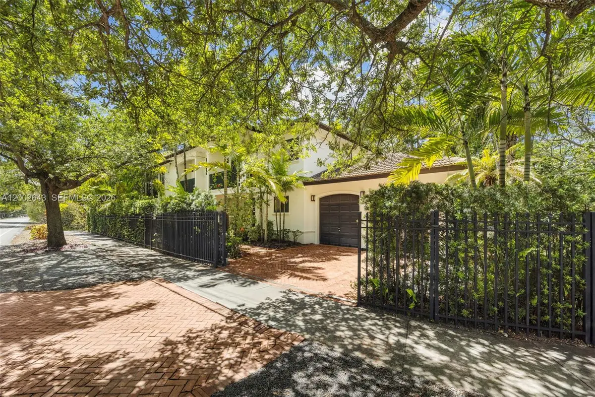 2301 Tigertail Ave, Coconut Grove, FL 33133 - #1