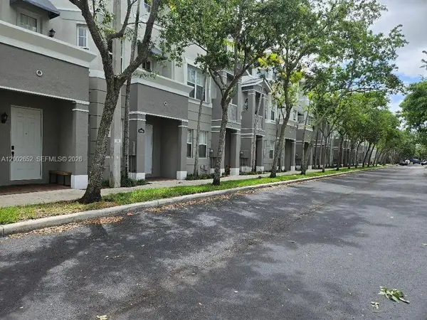 1914 Shoma Dr #1914, Royal Palm Beach, FL 33414