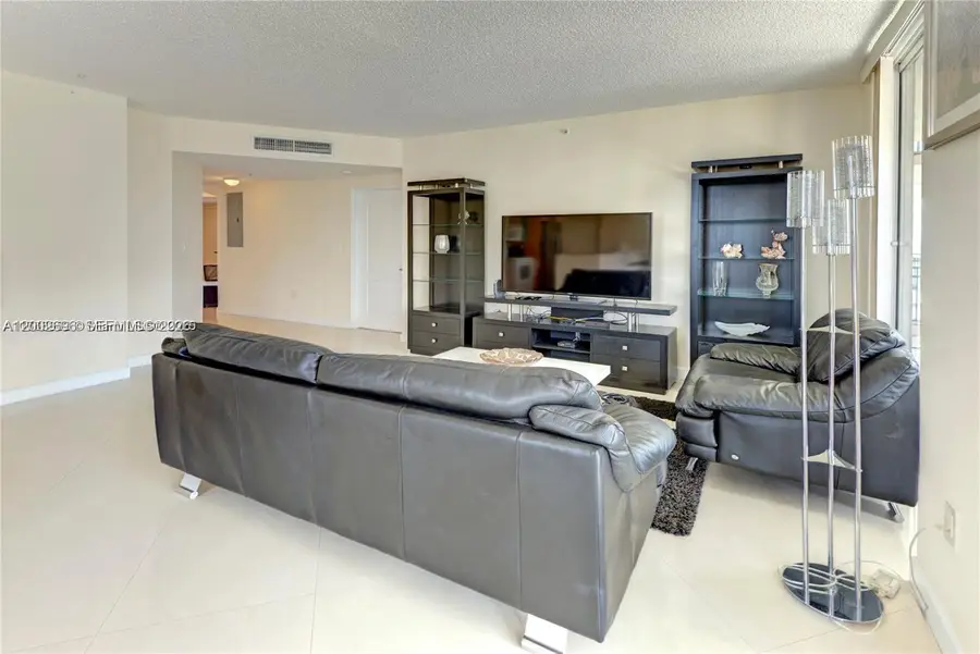 17555 Atlantic Blvd #902, Sunny Isles Beach, FL 33160 - #3
