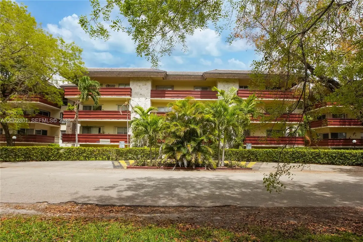 1205 Mariposa Ave #102, Coral Gables, FL 33146 - #1