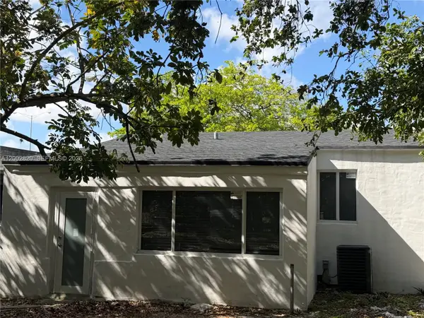 598 NW 53rd St, Miami, FL 33127