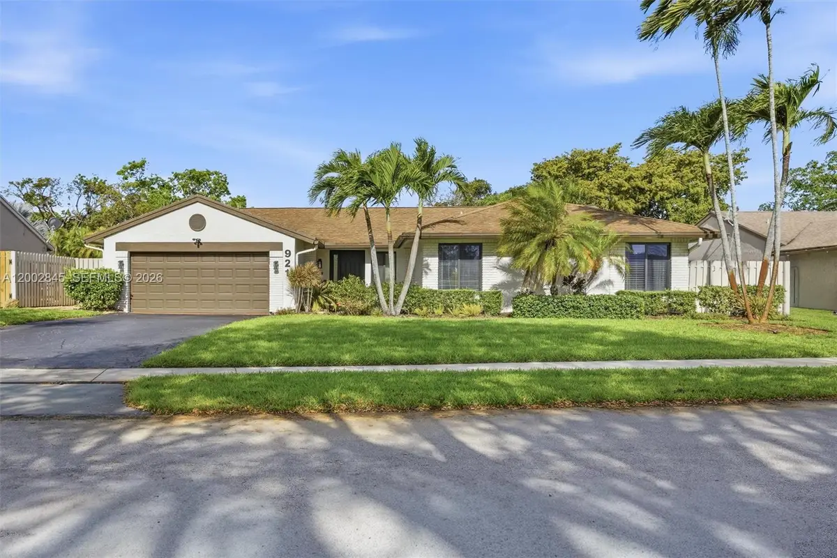 921 Monticello Ave, Davie, FL 33325 - #1