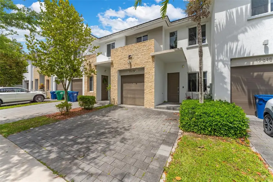 17624 SW 149th Pl, Miami, FL 33187 - #2