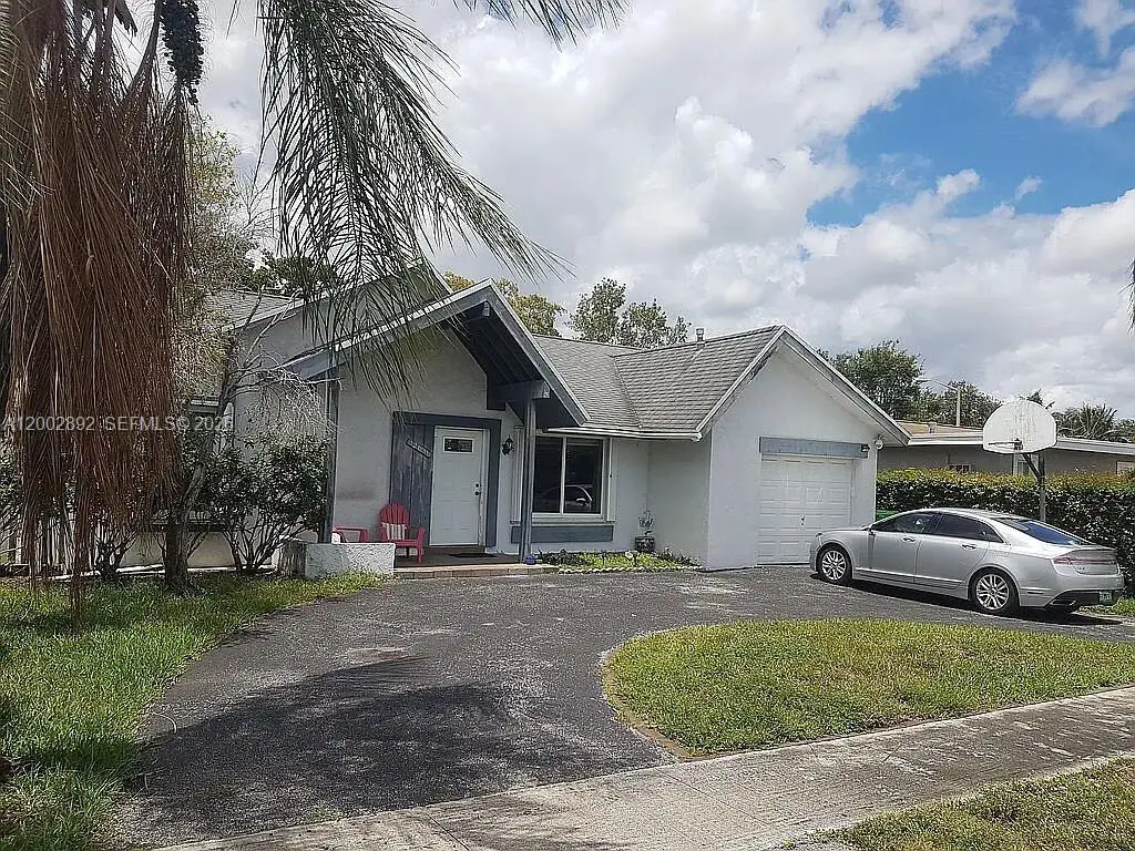 12011 NW 33rd St, Sunrise, FL 33323 - #1