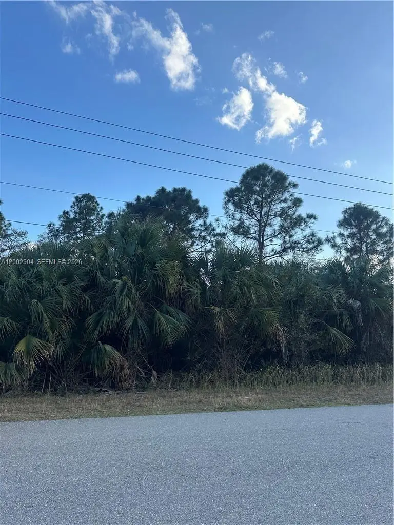 665 Woodcrest, Lehigh Acres, FL 33972 - #2