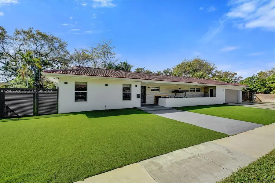 2126 NE 187th St, North Miami Beach, FL 33179 - #2