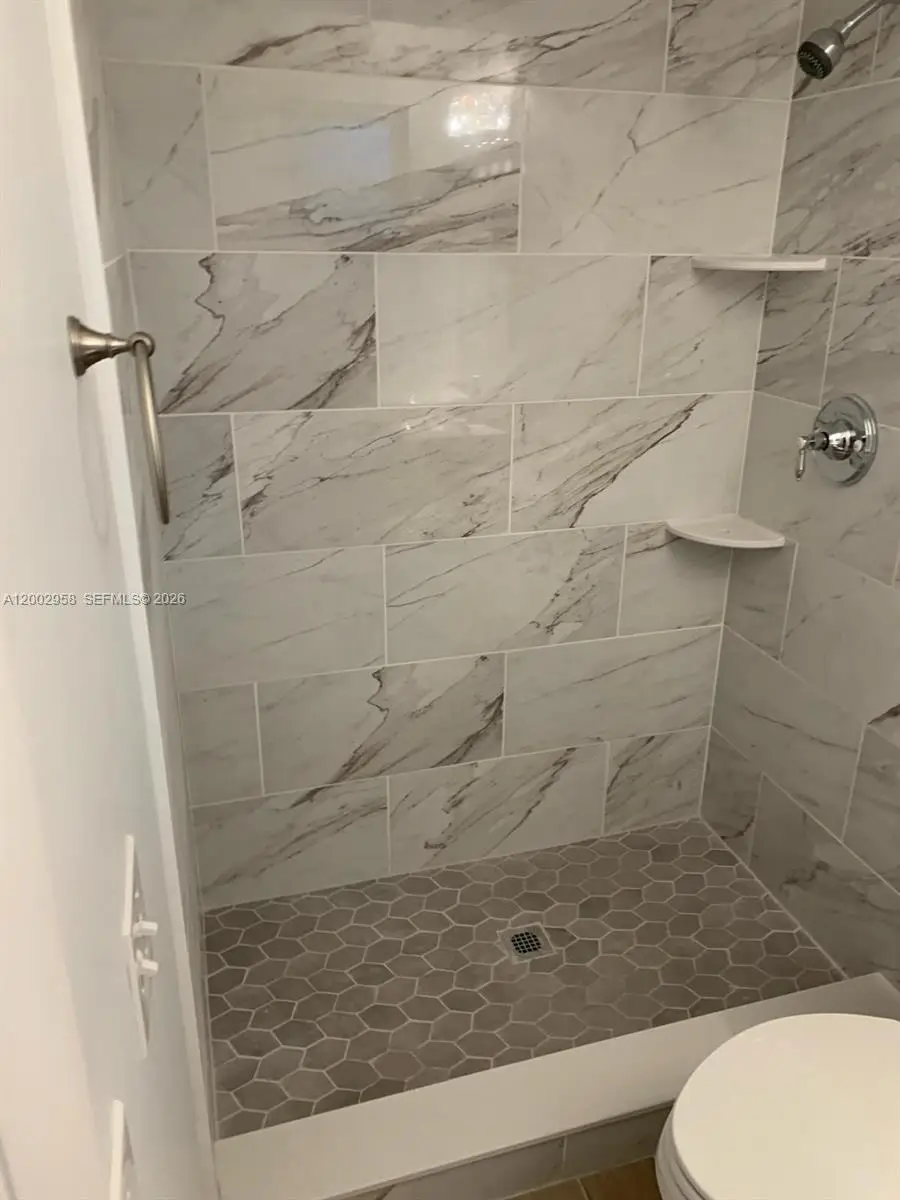 2051 NE 25th Ave, Pompano Beach, FL 33062 - #3