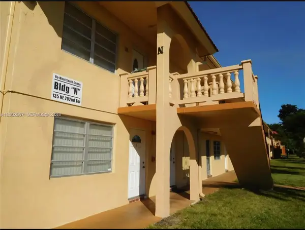 135 NE 202nd Ter #N4, Miami Gardens, FL 33179
