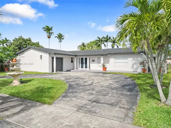 3921 SW 124th Ct, Miami, FL 33175