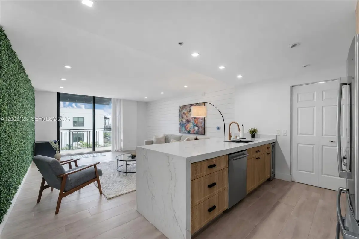 1300 Ponce De Leon Blvd #815, Coral Gables, FL 33134 - #1