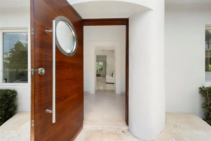 330 E San Marino Dr, Miami Beach, FL 33139 - #3