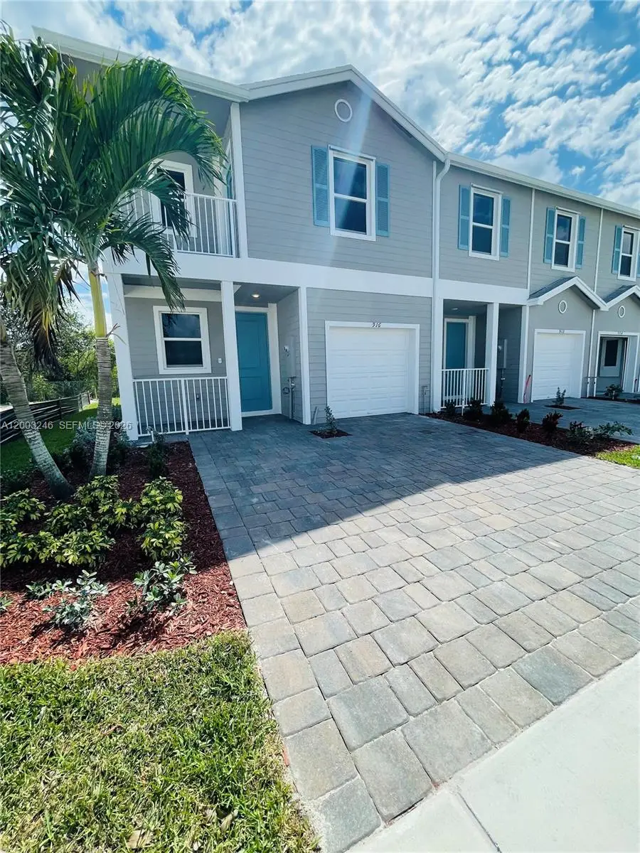 916 SE 19th St #916, Homestead, FL 33034 - #1