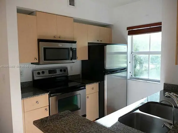 2586 Centergate Dr #207, Miramar, FL 33025