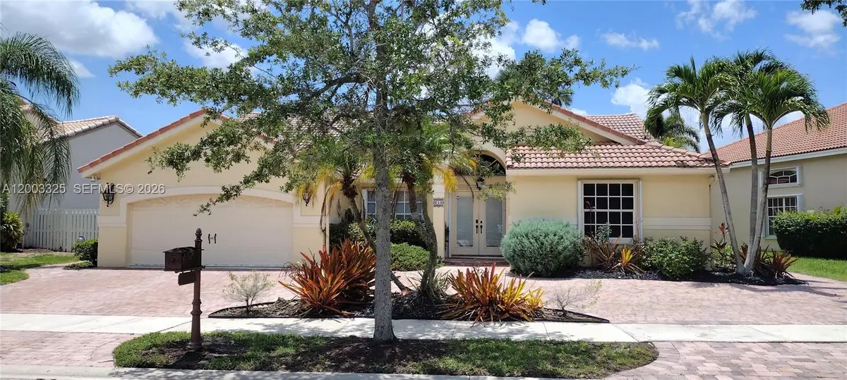 659 Verona Pl, Weston, FL 33326 - #1